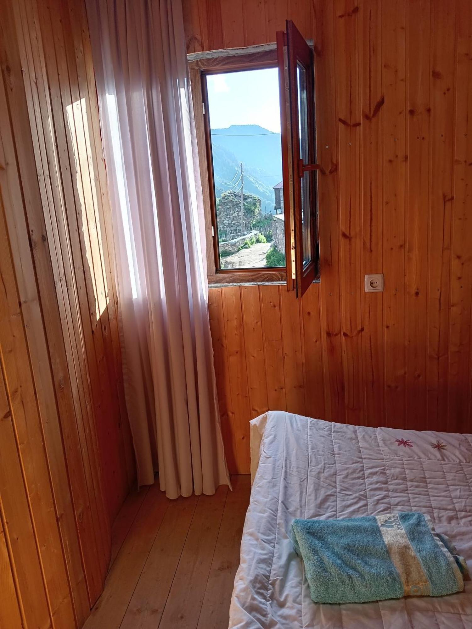 Stone House Marexi Hotel Adishi Exterior foto